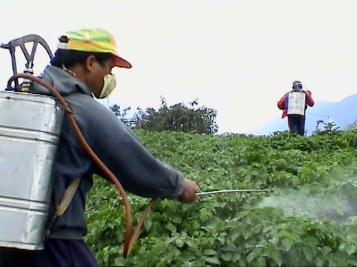 Sos Cho Nhan Loai Monsanto La Ai